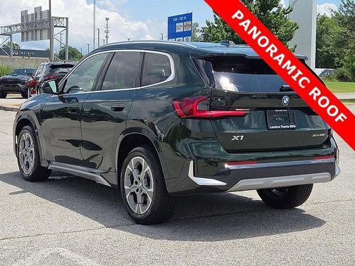 San Remo Green Metallic 2025 BMW X1 xDrive28i