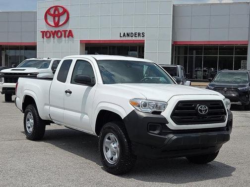 2019 Toyota Tacoma SR