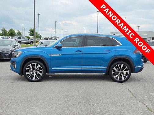 2024 Volkswagen Atlas Cross Sport 2.0T SEL Premium