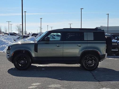 2025 Land Rover Defender 110 P300