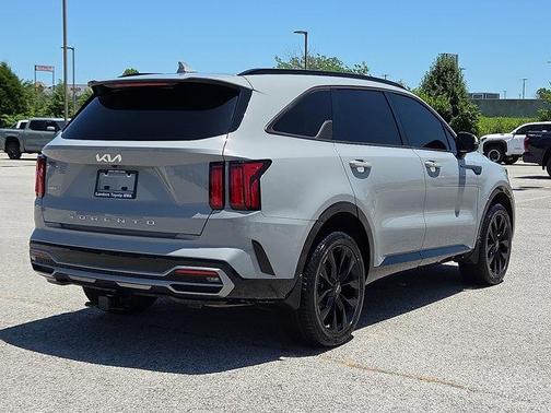 2022 Kia Sorento SX