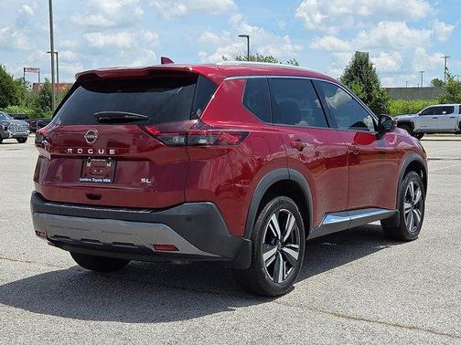 2022 Nissan Rogue SL