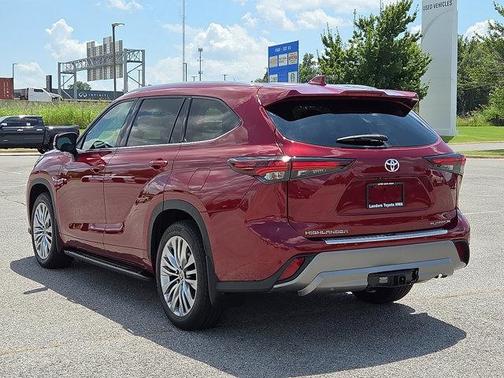 2024 Toyota Highlander Platinum
