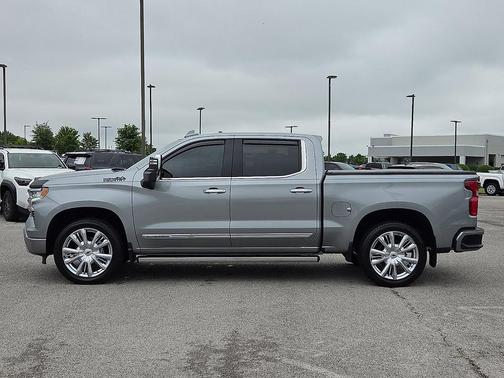 Sterling Gray Metallic 2024 Chevrolet Silverado 1500 High Country