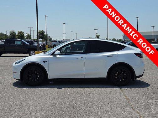 2023 Tesla Model Y Long Range Dual Motor All-Wheel Drive
