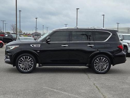 2019 INFINITI QX80 Luxe