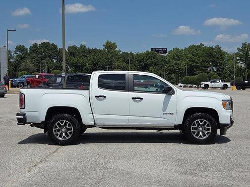 2022 GMC Canyon Base