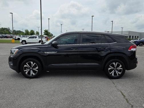 2024 Volkswagen Atlas Cross Sport 2.0T SE