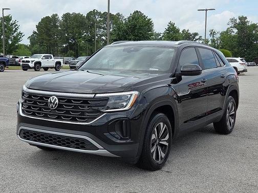 2024 Volkswagen Atlas Cross Sport 2.0T SE