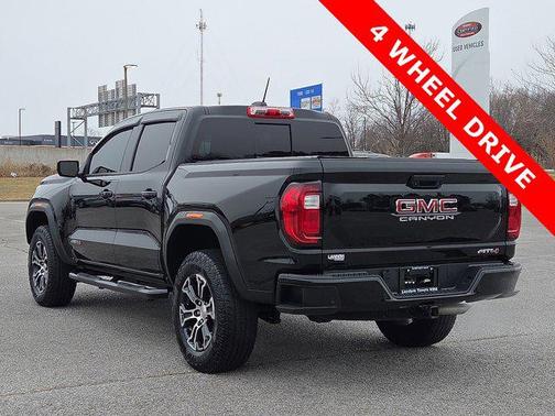 2024 GMC Canyon AT4