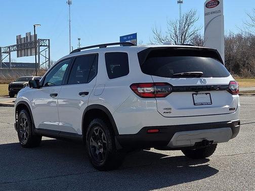 2023 Honda Pilot AWD TrailSport