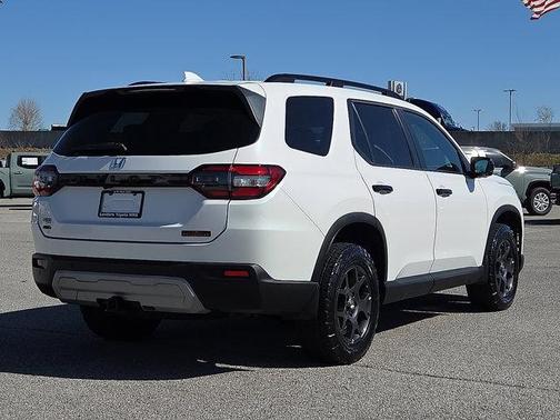 2023 Honda Pilot AWD TrailSport