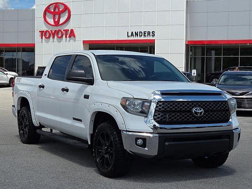 Super White 2020 Toyota Tundra SR5