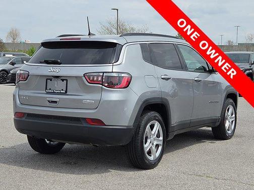 Baltic Gray Metallic Clearcoat 2024 Jeep Compass Latitude