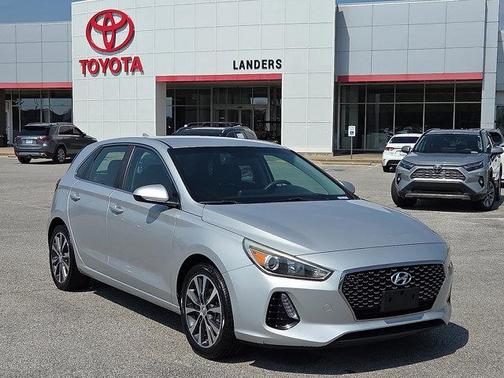 2019 Hyundai Elantra GT Base