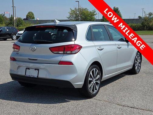2019 Hyundai Elantra GT Base