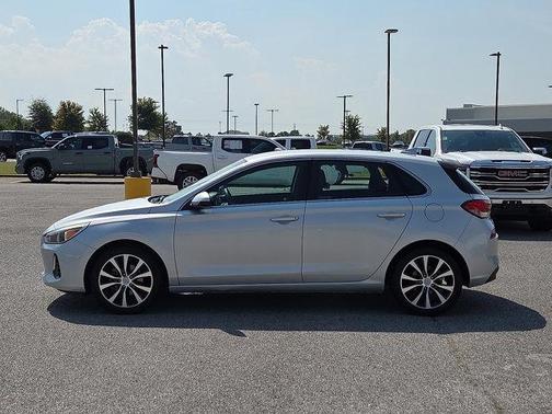 2019 Hyundai Elantra GT Base