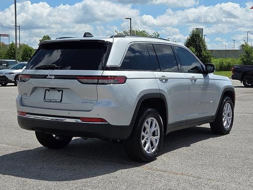 2022 Jeep Grand Cherokee Limited X