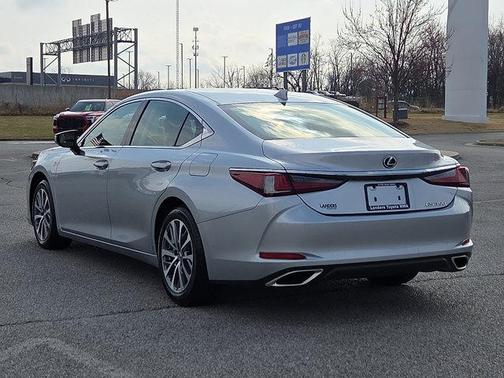 2023 Lexus ES 350 Base