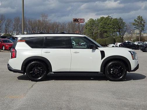 2025 Nissan Armada PRO-4X 4WD