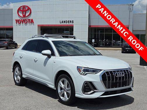 2022 Audi Q3 45 S line Premium Plus