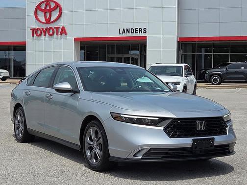 Solar Silver Metallic 2024 Honda Accord EX