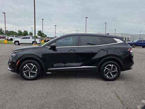 2024 Kia Sportage Hybrid LX