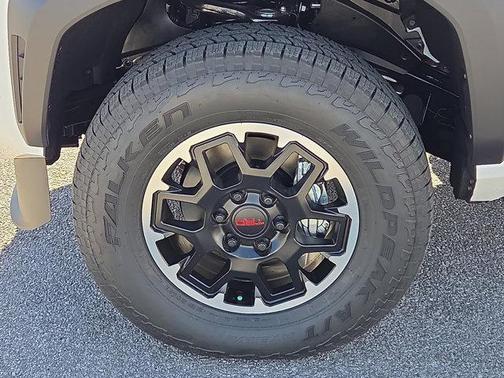 2026 Toyota Tacoma Hybrid TRD Off Road