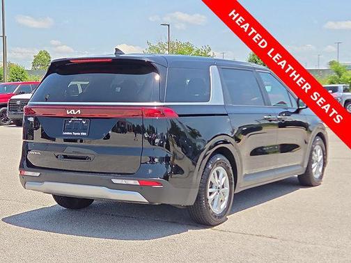 2024 Kia Carnival LX