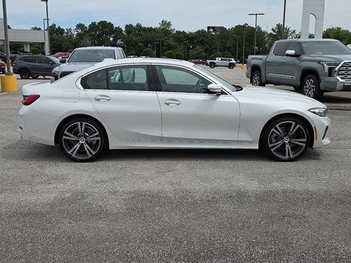 2024 BMW 330 i
