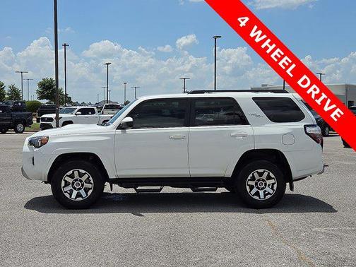 2022 Toyota 4Runner TRD Off Road