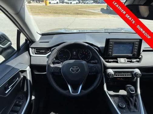 2021 Toyota RAV4 Hybrid XLE Premium