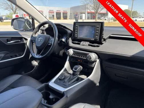 2021 Toyota RAV4 Hybrid XLE Premium