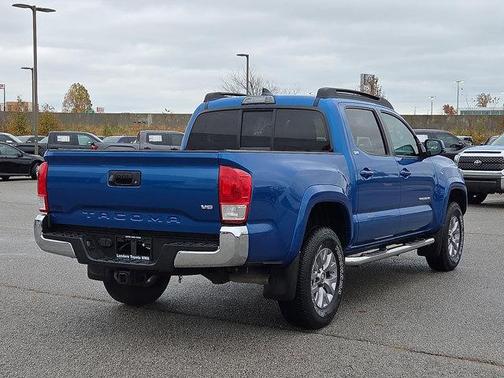 2017 Toyota Tacoma SR5
