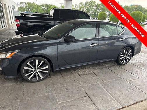2020 Nissan Altima Platinum FWD