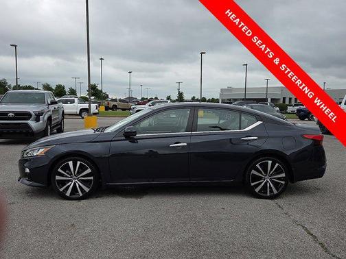 2020 Nissan Altima Platinum FWD