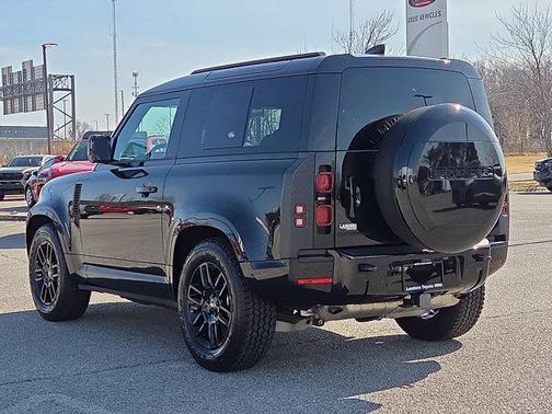 2024 Land Rover Defender 90 P400 X-Dynamic SE