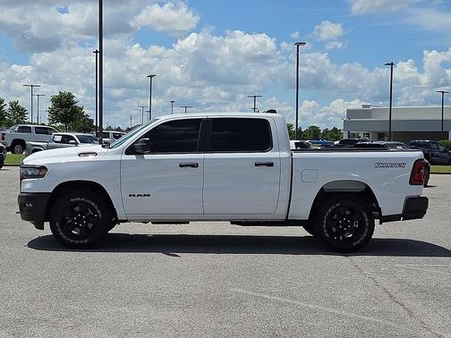 Bright White Clearcoat 2025 RAM 1500 Warlock Crew Cab 4x4 5'7' Box