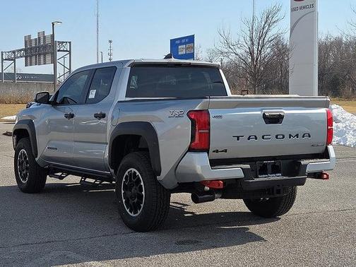 2026 Toyota Tacoma Hybrid TRD Off Road