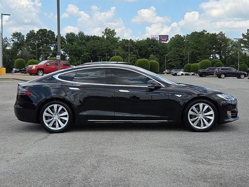 2016 Tesla Model S 70D