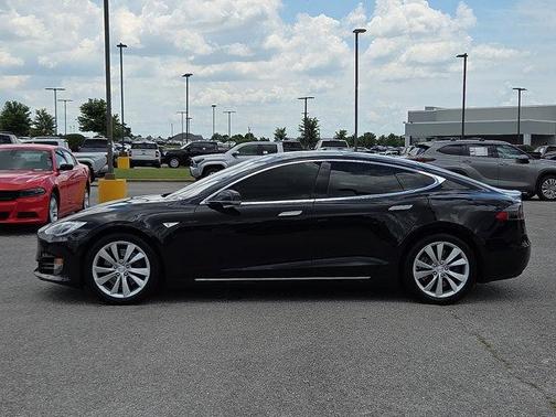 2016 Tesla Model S 70D