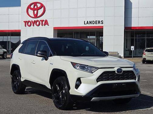 2021 Toyota RAV4 Hybrid SE