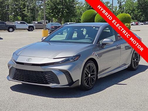 Heavy Metal 2025 Toyota Camry SE