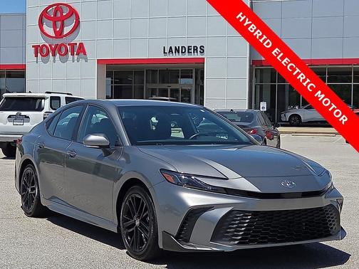Heavy Metal 2025 Toyota Camry SE