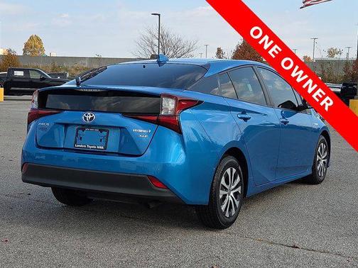 2021 Toyota Prius XLE