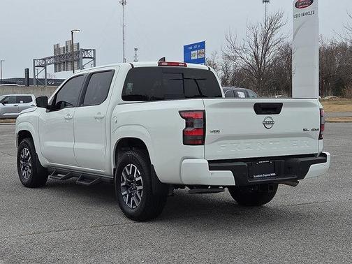 2024 Nissan Frontier SL