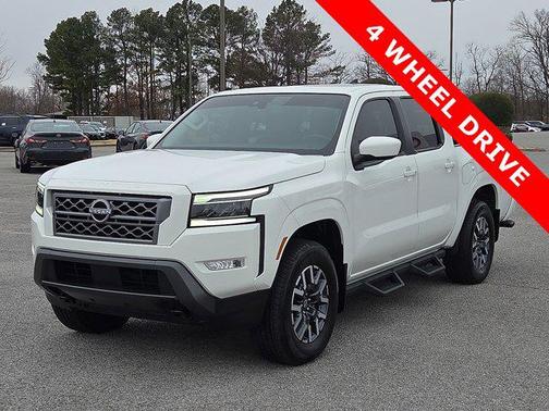 2024 Nissan Frontier SL