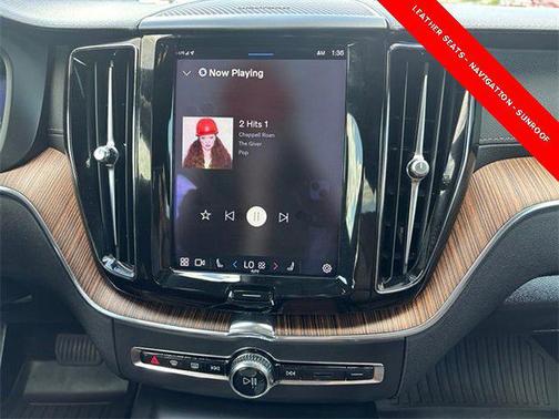 2022 Volvo XC60 B5 Inscription
