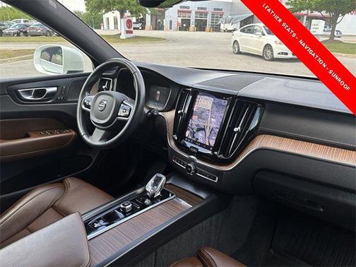 2022 Volvo XC60 B5 Inscription