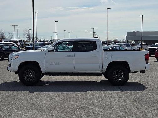 2023 Toyota Tacoma SR5
